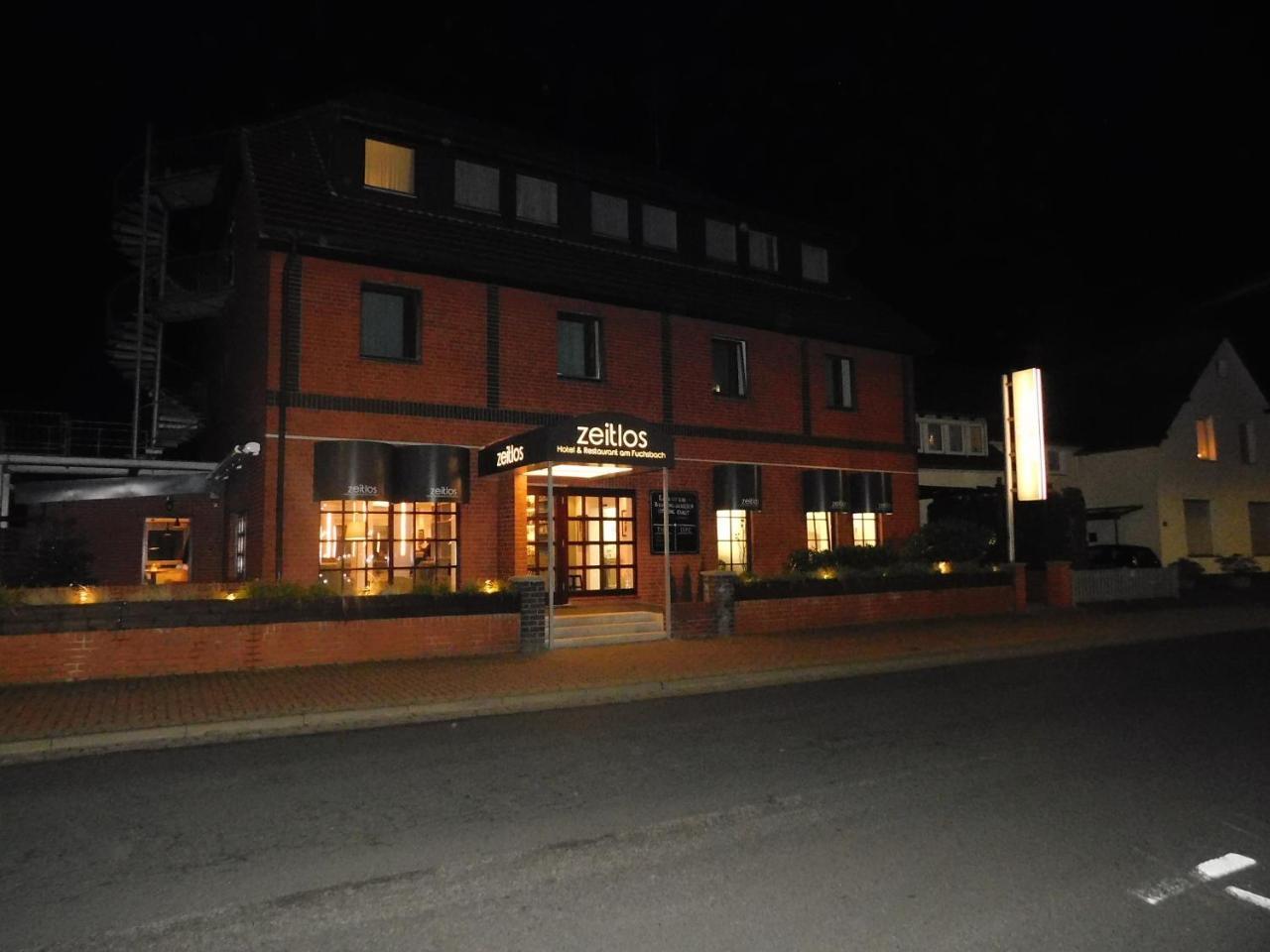 Zeitlos Hotel Und Restaurant Am Fuchsbach Pattensen Zewnętrze zdjęcie